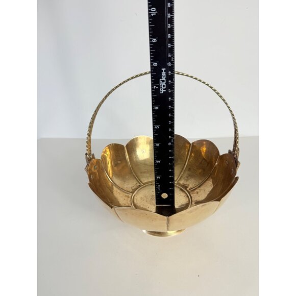 Brass Pedestal Lotus Bowl VTG 80s Footed Regency Kitchen Home Decor Metalware - Picture 7 of 12